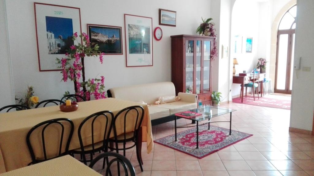 Li Pusciai Acomodação com café da manhã Cocumola Exterior foto